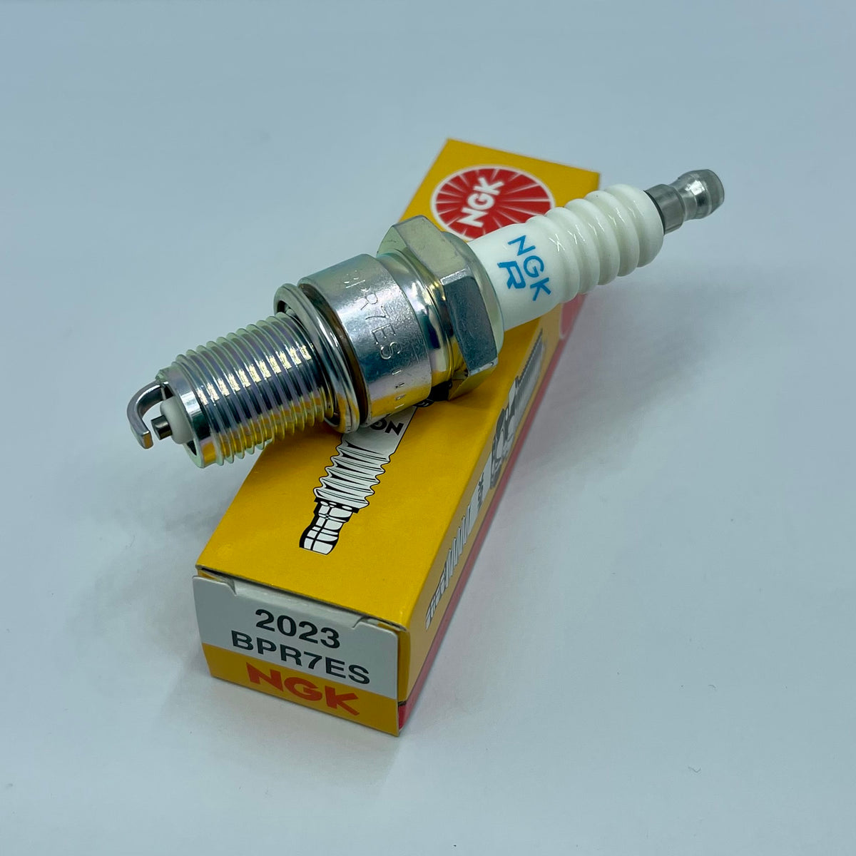 4 Candele NGK 3785 BPR7ES A Nichel - Terminale Solido - Pacco Da 4
