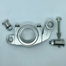 Load image into Gallery viewer, Rover 45 Billet Cutting Reel Bearing Housings and Adjuster Set
